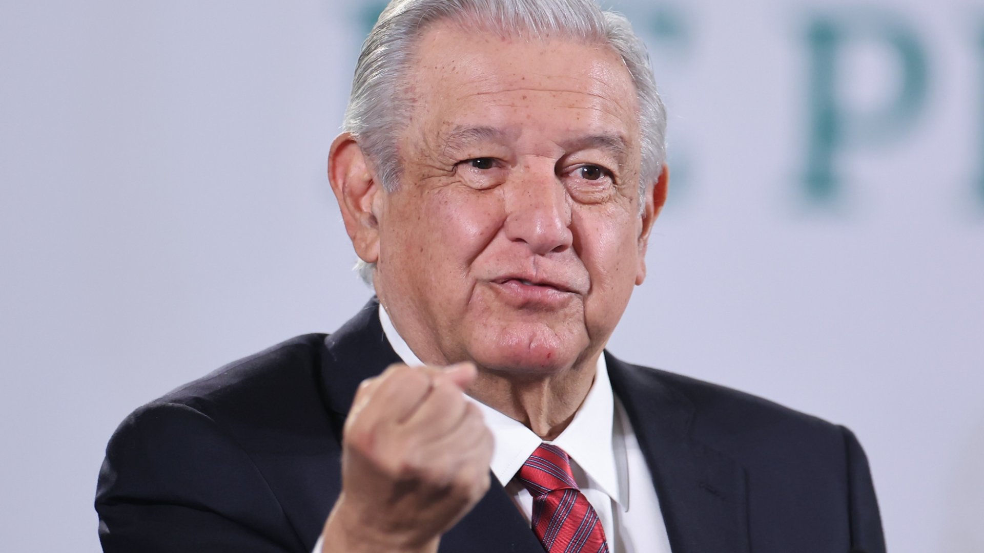 “Estoy seguro en cualquier parte del país; a mí me cuida el pueblo”: AMLO