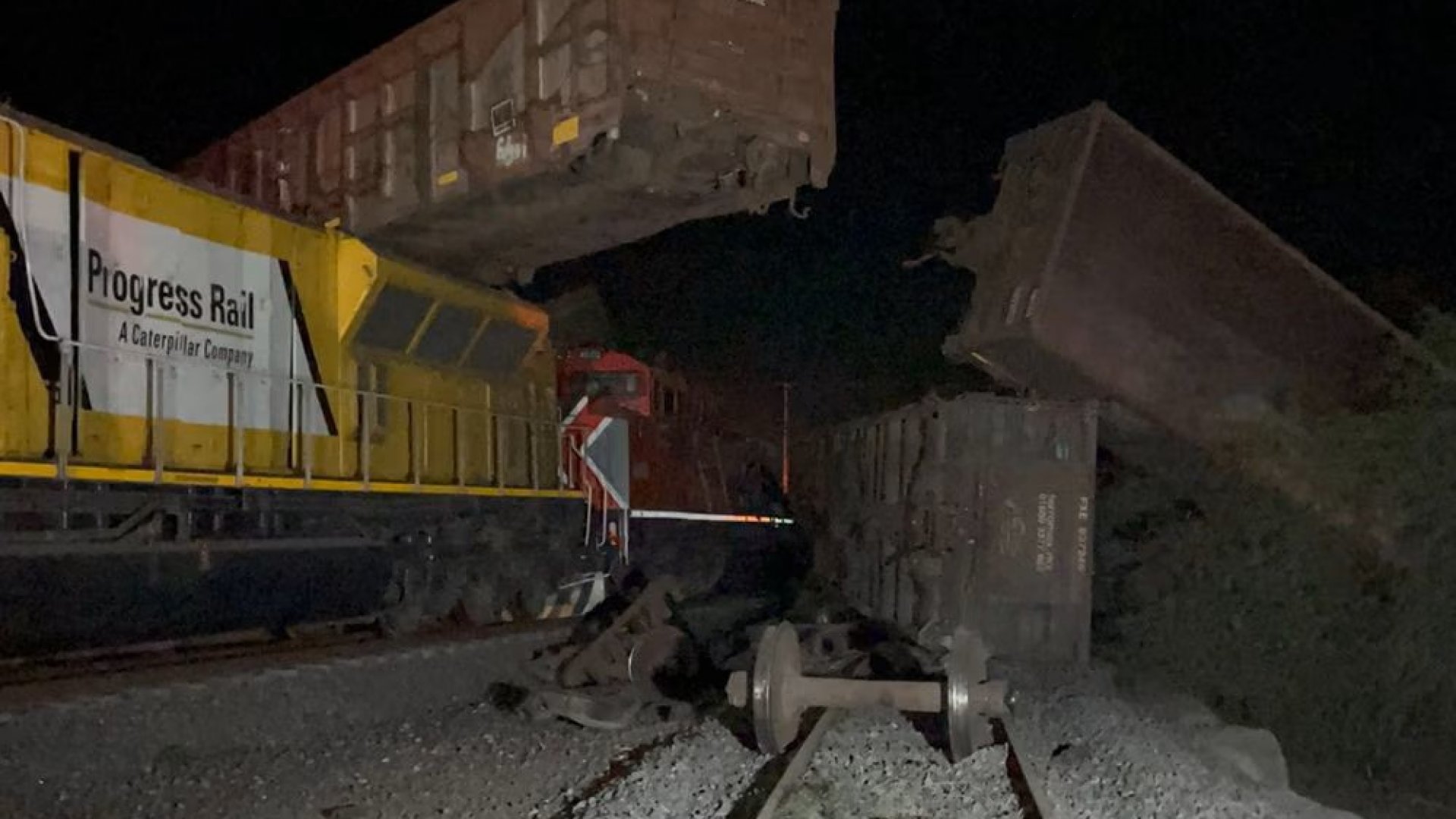 Choque de trenes en Cofradía del Rosario, deja ocho lesionados 