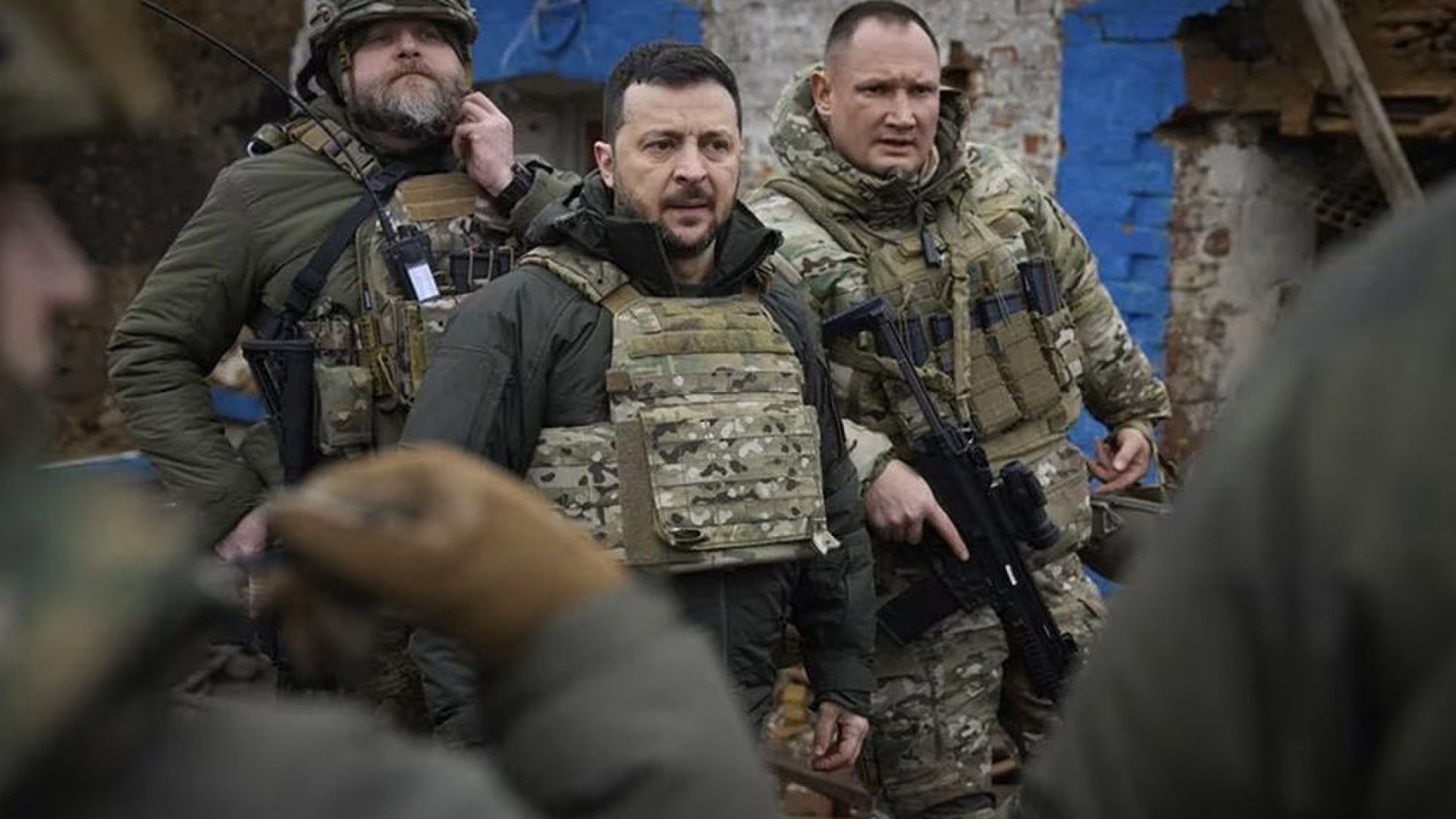 Zelenski, ileso tras ataque de dron ruso cerca de su convoy