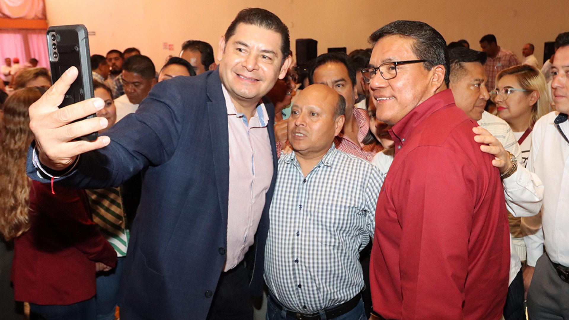 En unidad dialogan militantes de Morena para fortalecer proyecto de Transformación