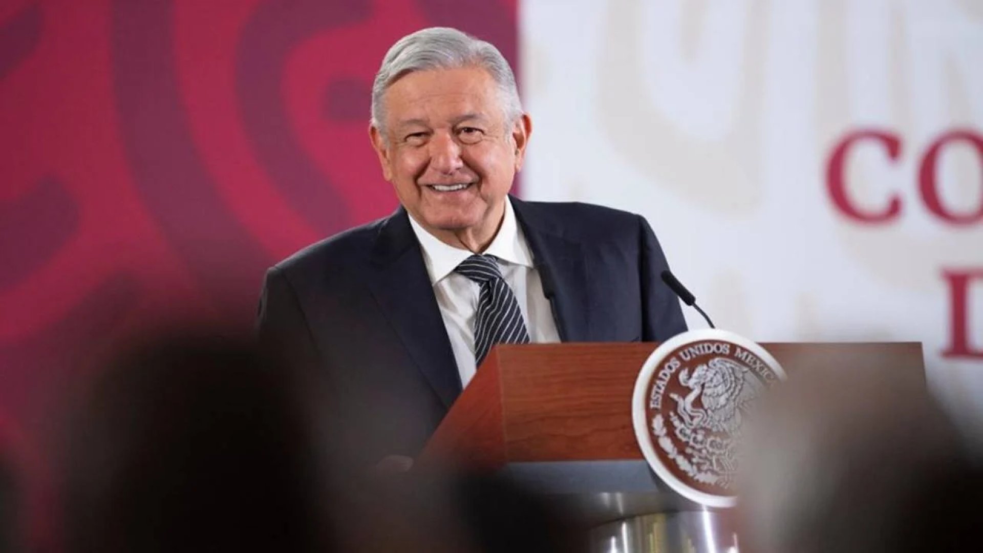 AMLO reacciona a críticas de Cayetana Álvarez 