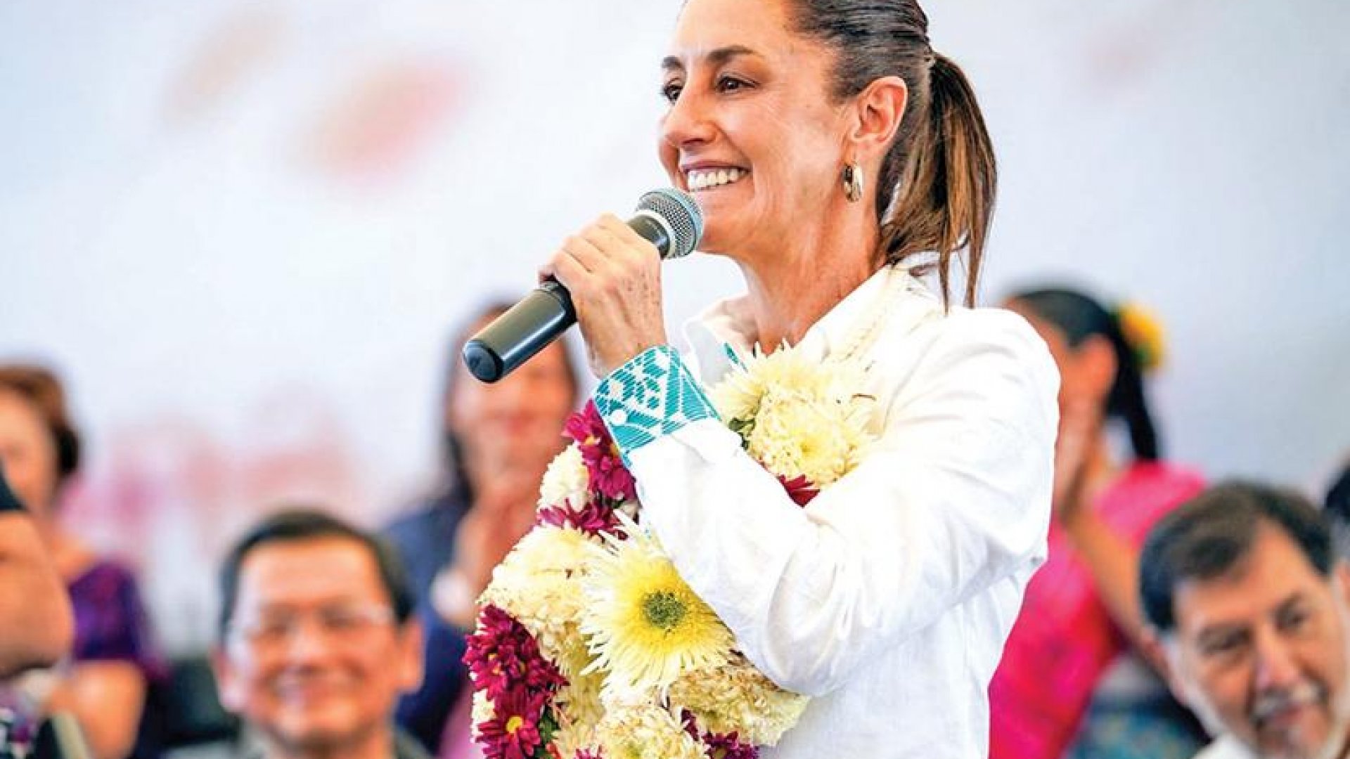 Sheinbaum encabeza nueva encuesta con preferencia del 55%