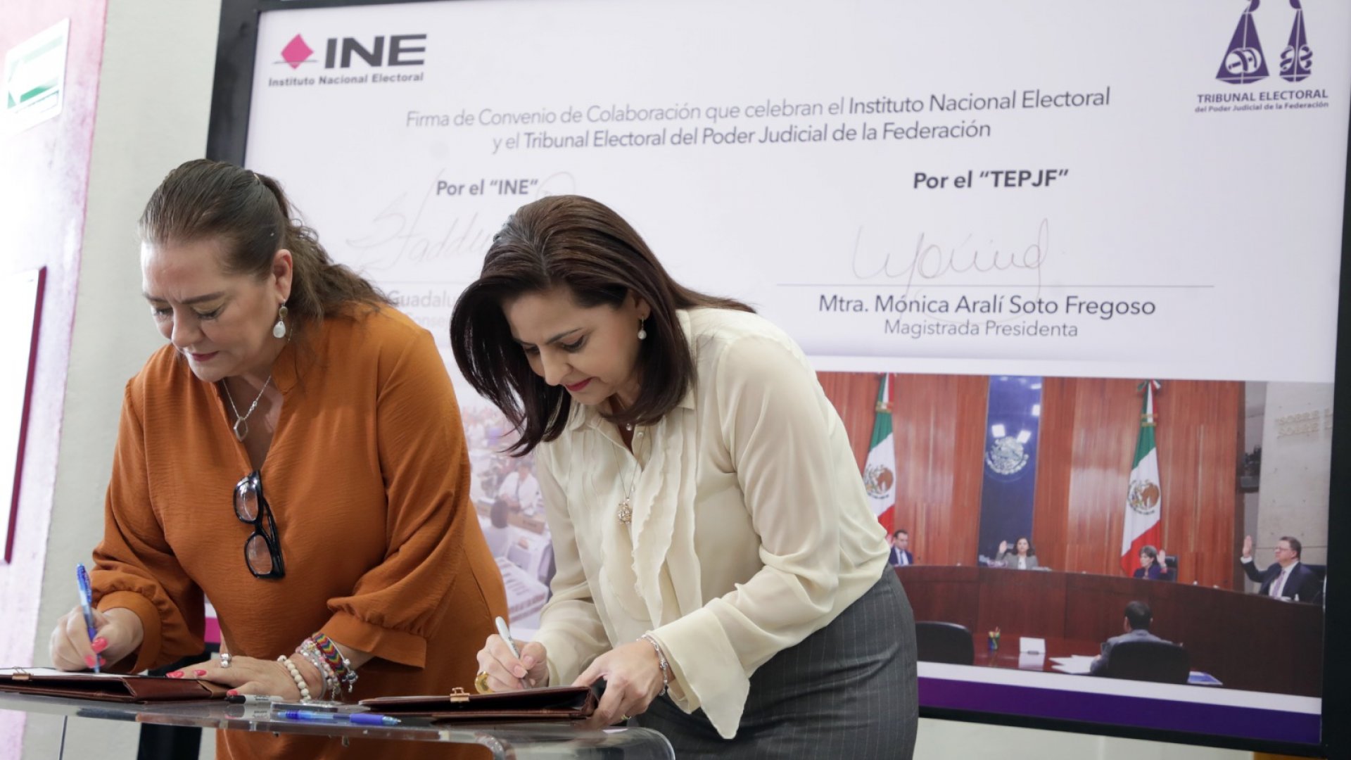 TEPJF e INE son instituciones autónomas y libres: Mónica Soto