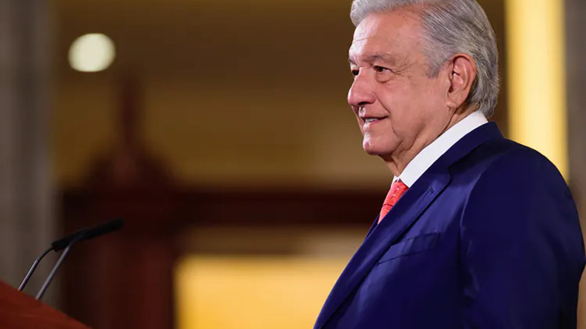 Urge AMLO a PJ resolver impuestos de Salinas Pliego