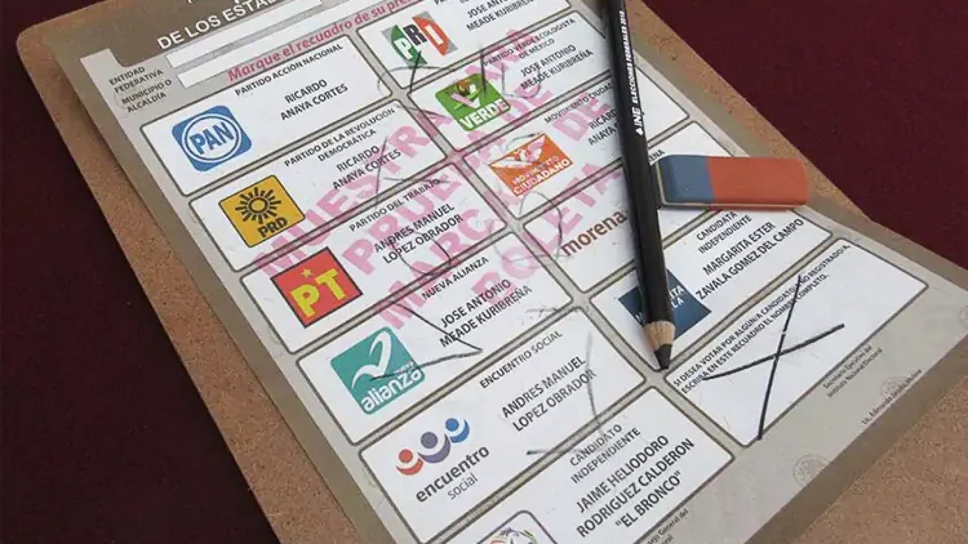 Ordenan a INE resolver si incluirá fotos en boleta presidencial