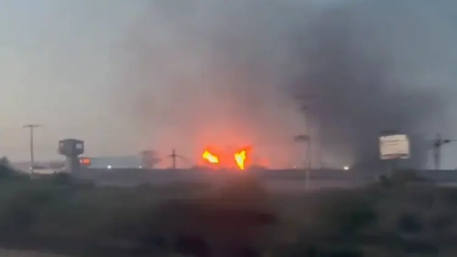 Motín en penal de San Luis Potosí causa incendio