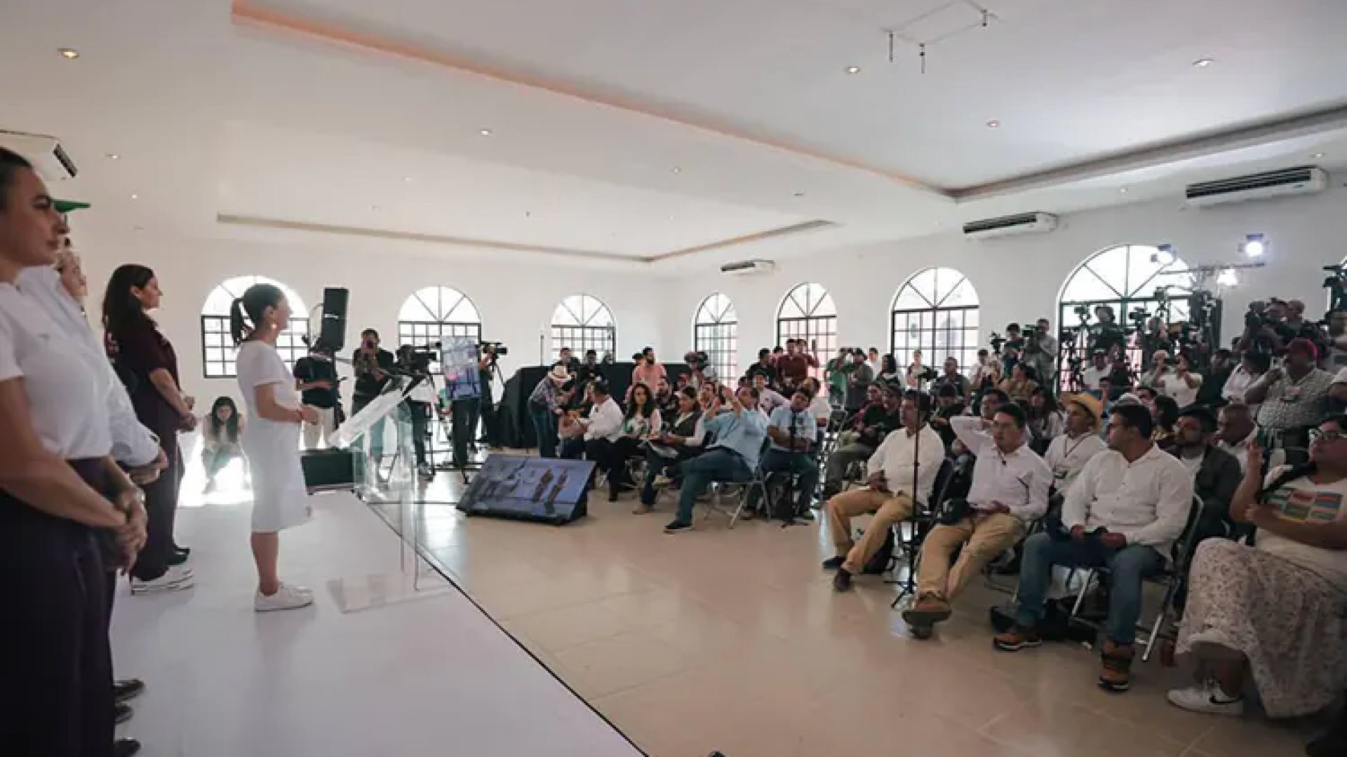Sheinbaum respalda destitución de funcionarios en Guerrero