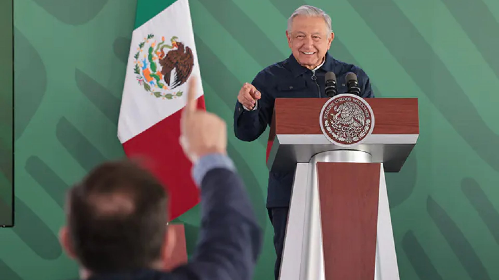 Campo de golf es de la nación, no de Salinas Pliego: AMLO