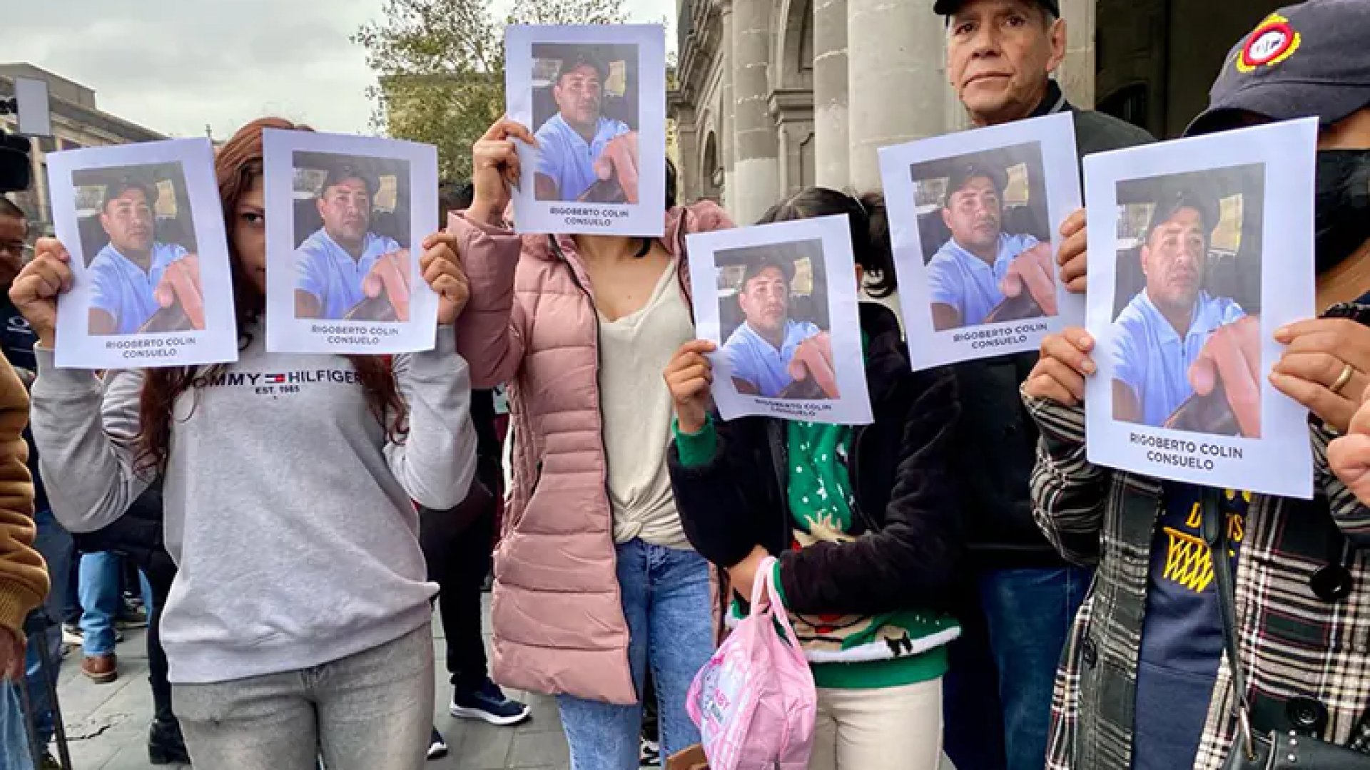 Rescatan vivos a polleros secuestrados en Edomex