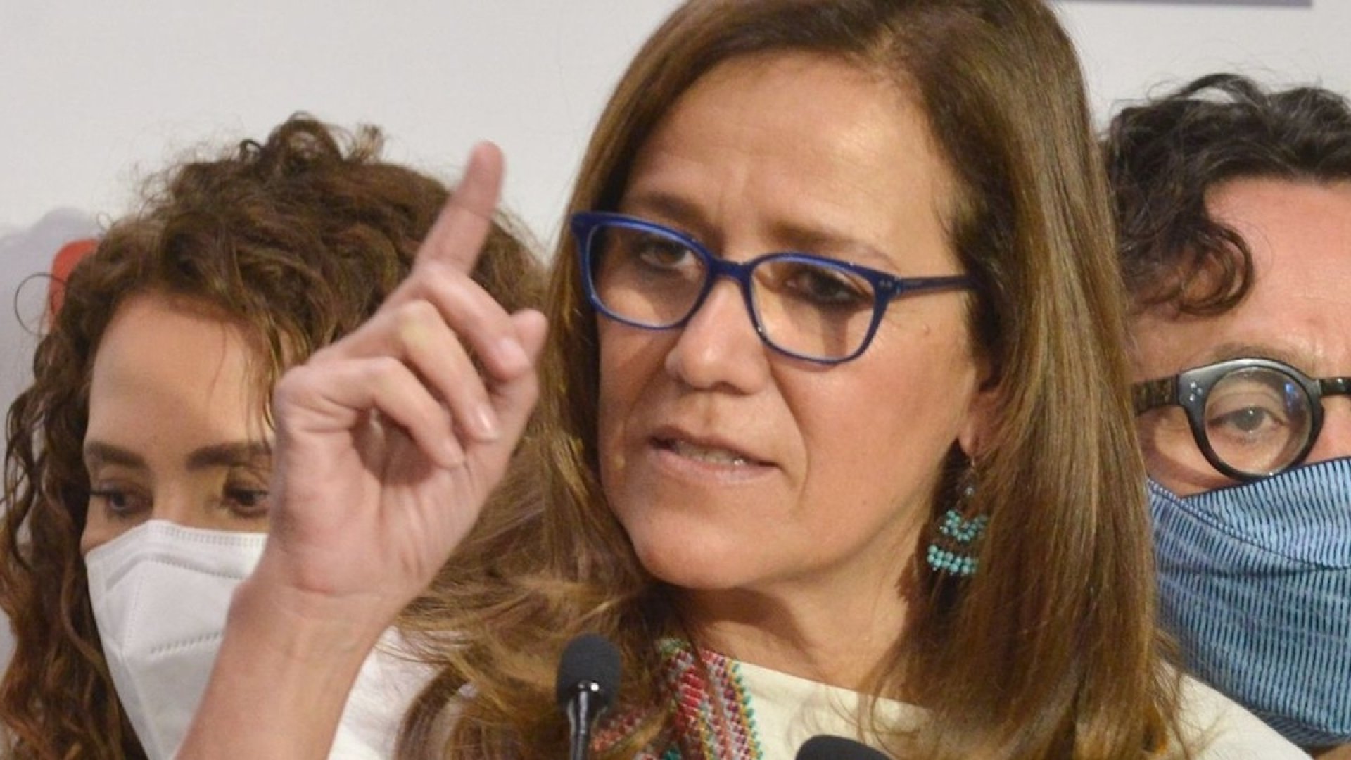 ¡Porra de Miguel Torruco opaca a Margarita Zavala!