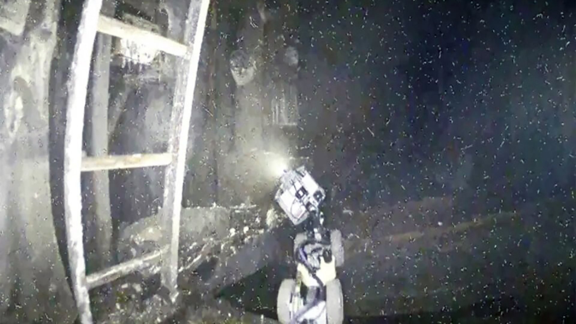 Drones logran imágenes del interior del reactor de Fukushima