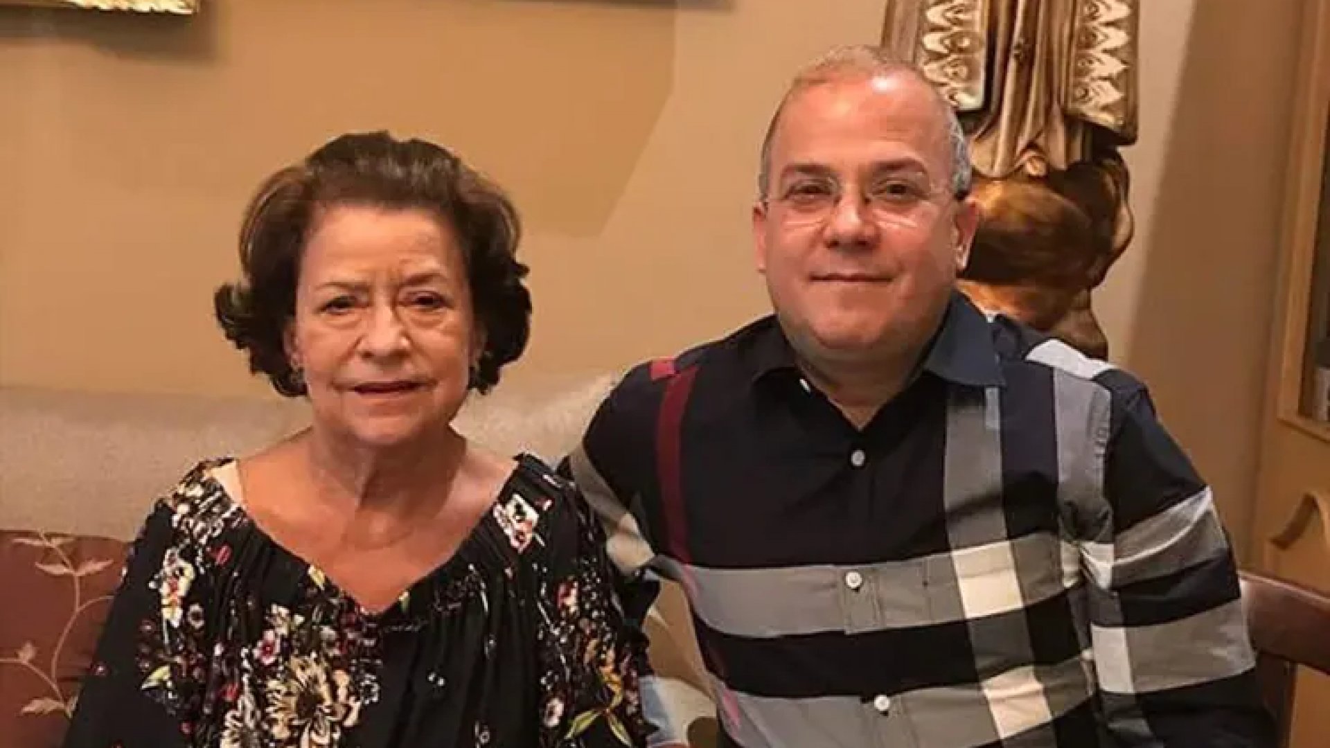 Sampetrino mata dormida a su madre y luego se suicida