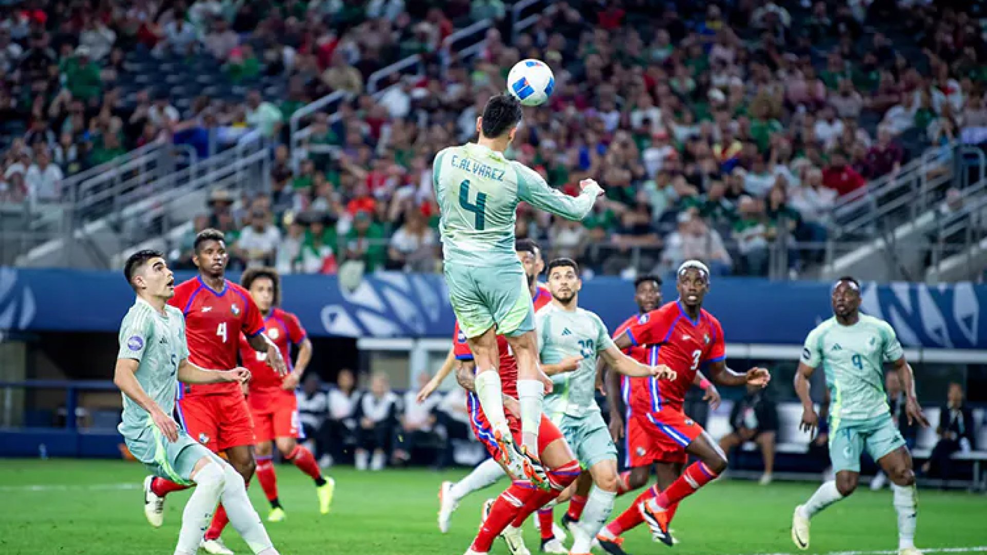 Selección Mexicana golea a Panamá; va a la final contra EU