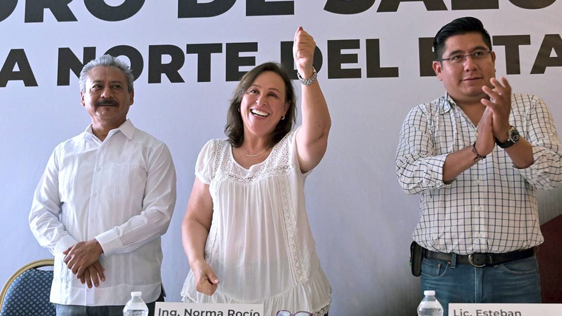 Reconoce Rocío Nahle a ejército de salud