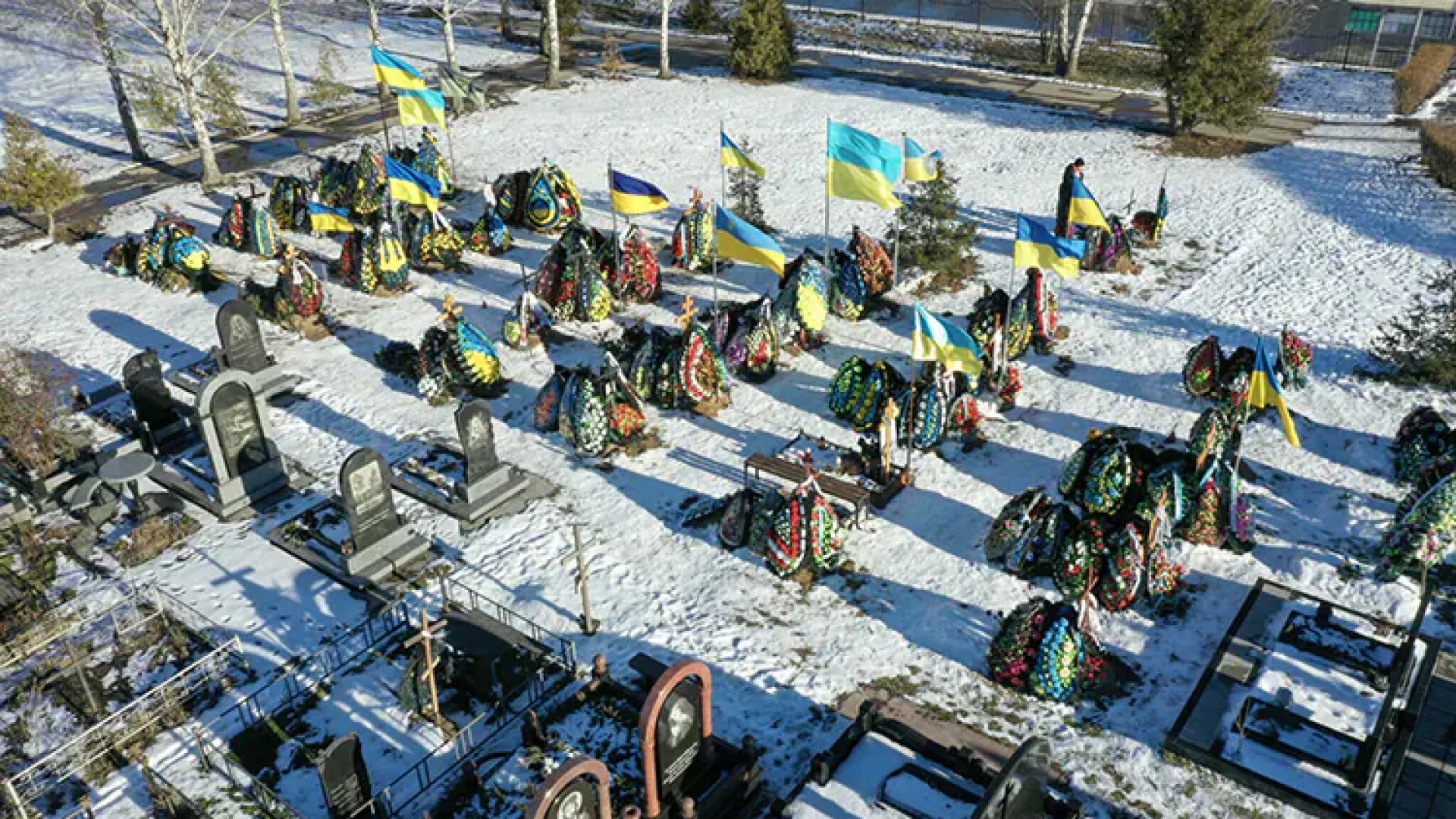 Efectúan Rusia y Ucrania intercambio de militares caídos