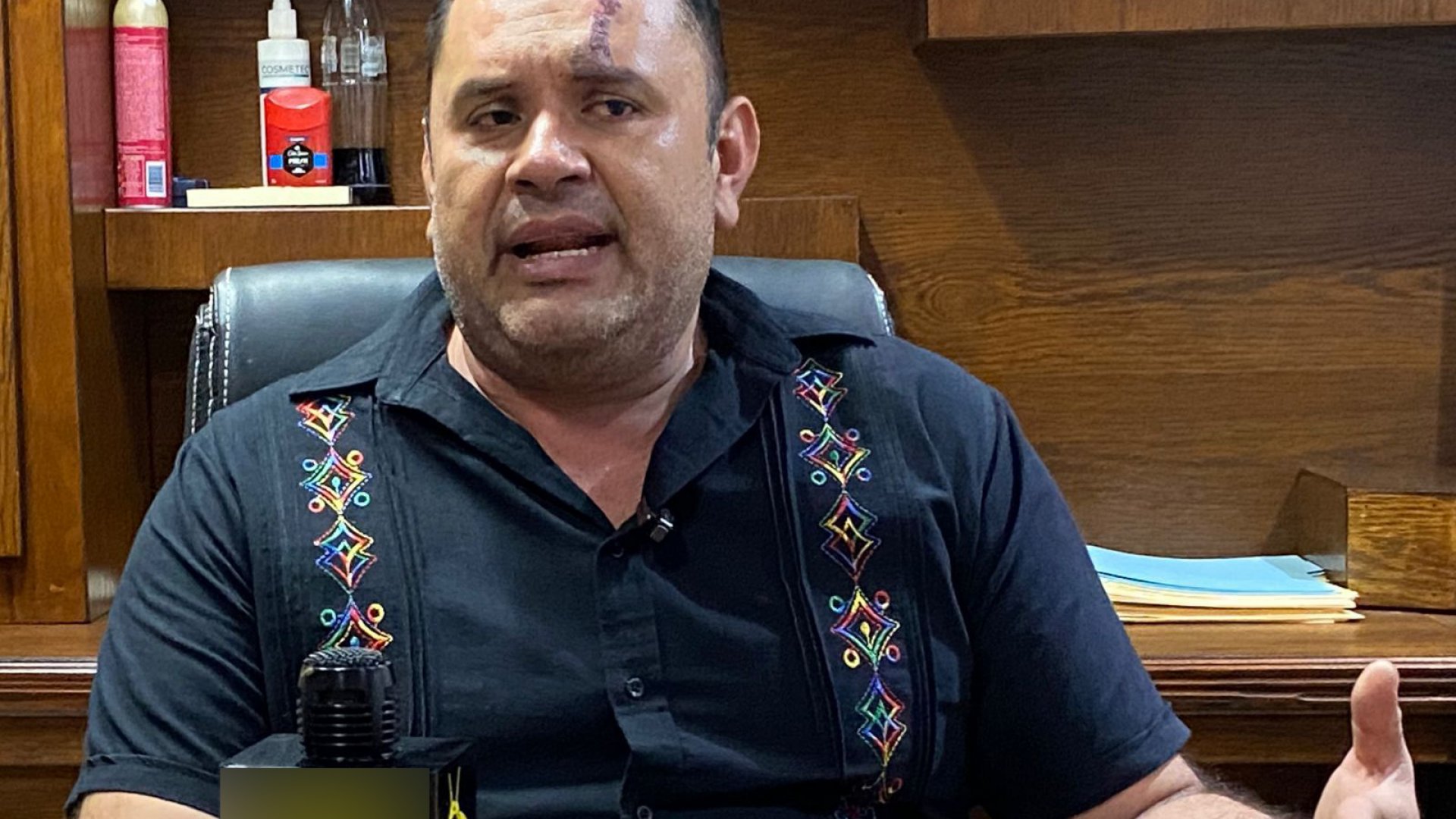 Matan en taquería a edil michoacano
