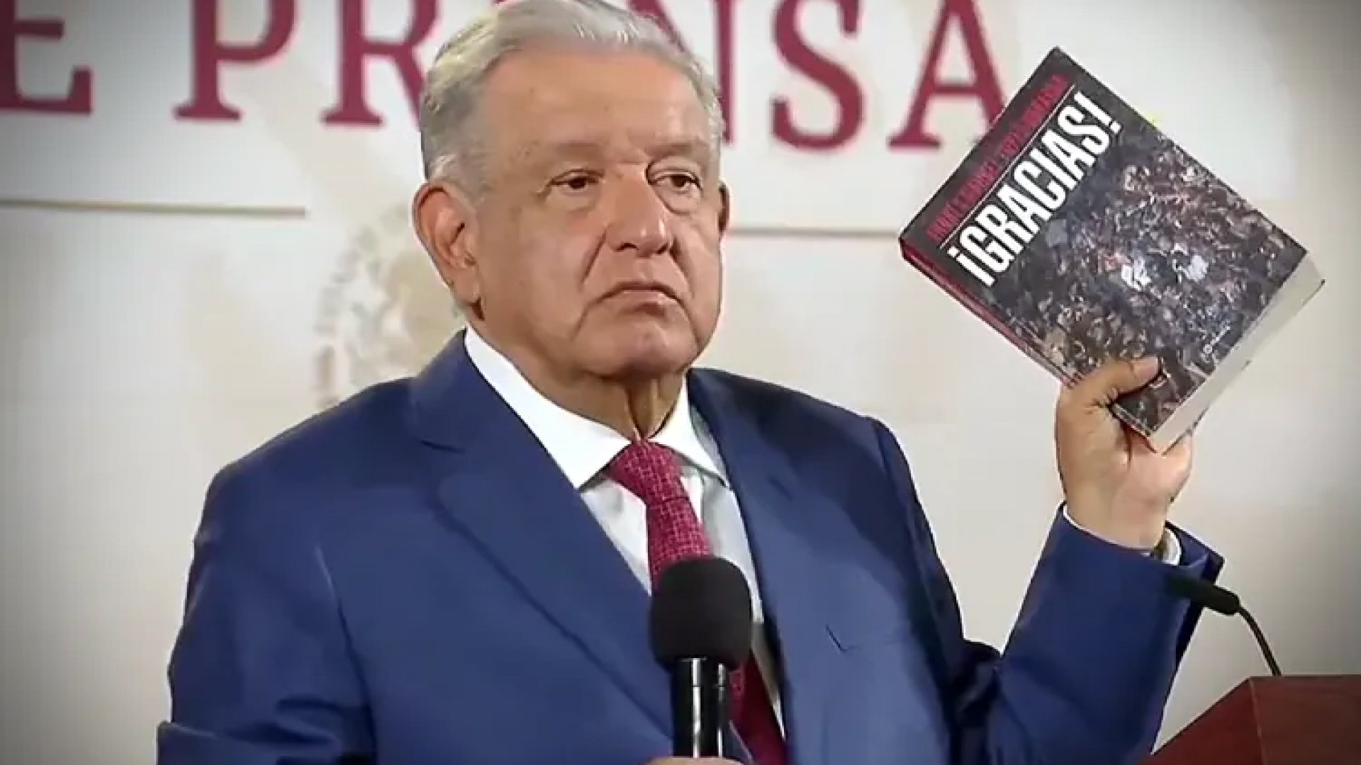 La ‘Inquisición’ del TEPJF quiere prohibir mi libro: AMLO