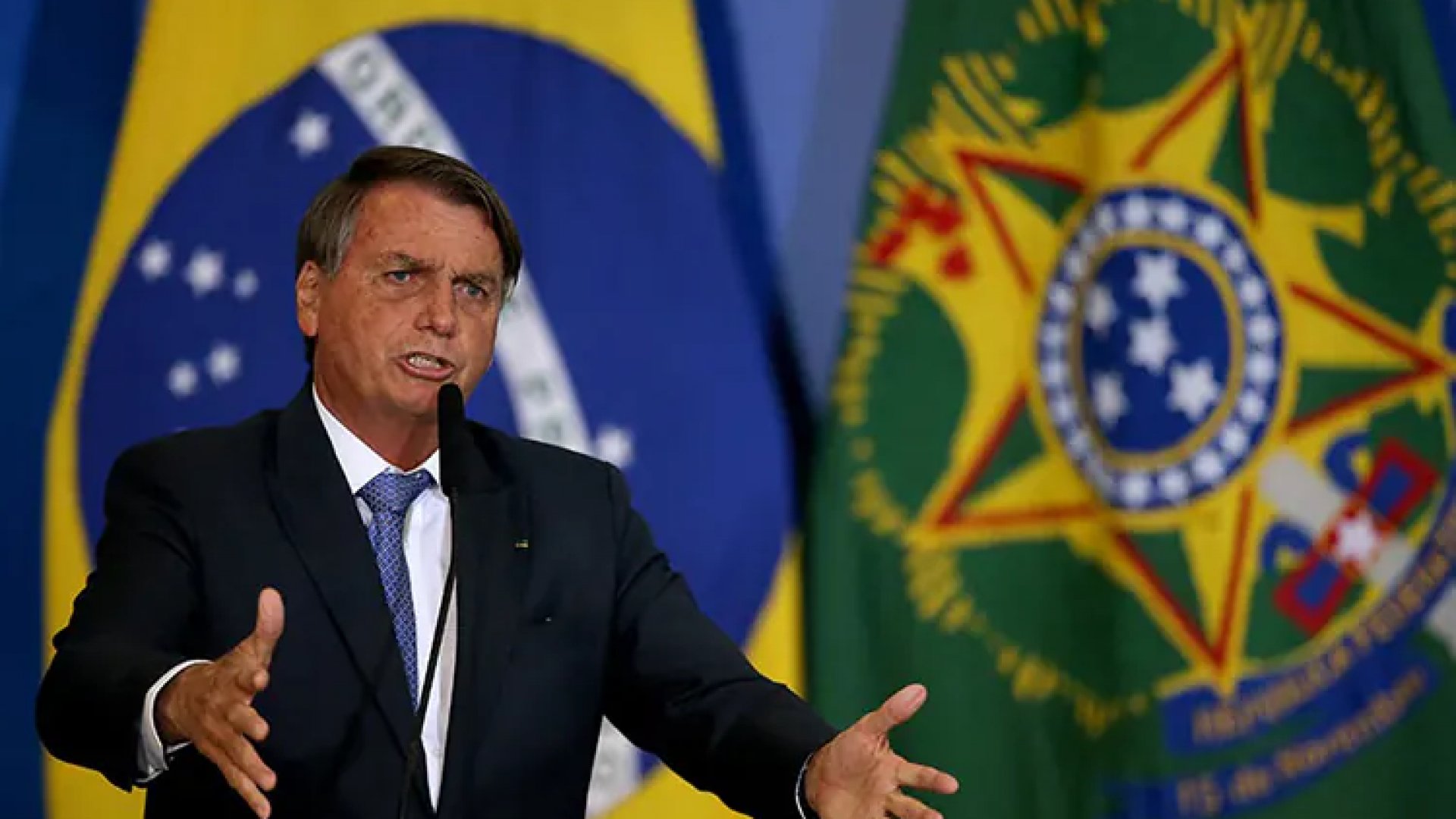 ‘Tiro a matar. Nadie me lleva preso’, asegura Jair Bolsonaro