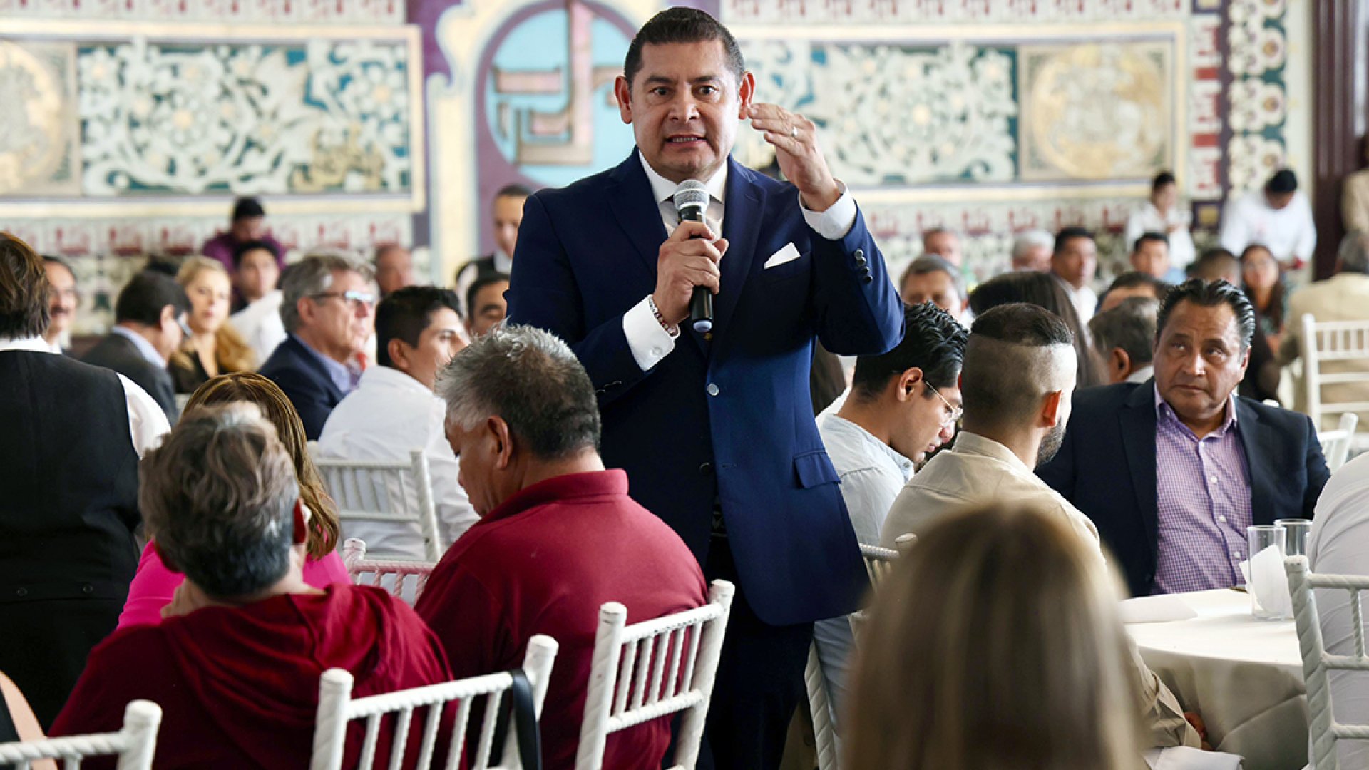 Desarrollo integral en equipo con empresarios: Armenta