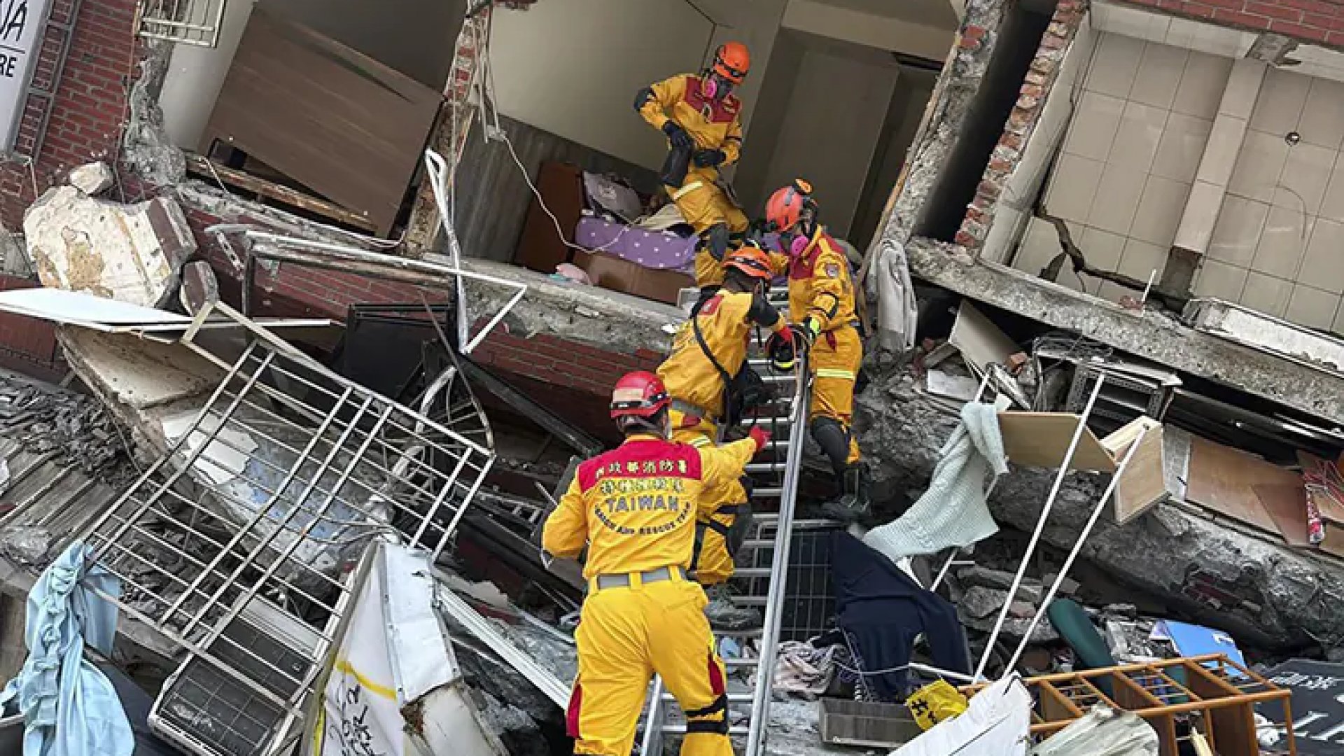 Terremoto en Taiwán: van 10 muertos y más de mil heridos