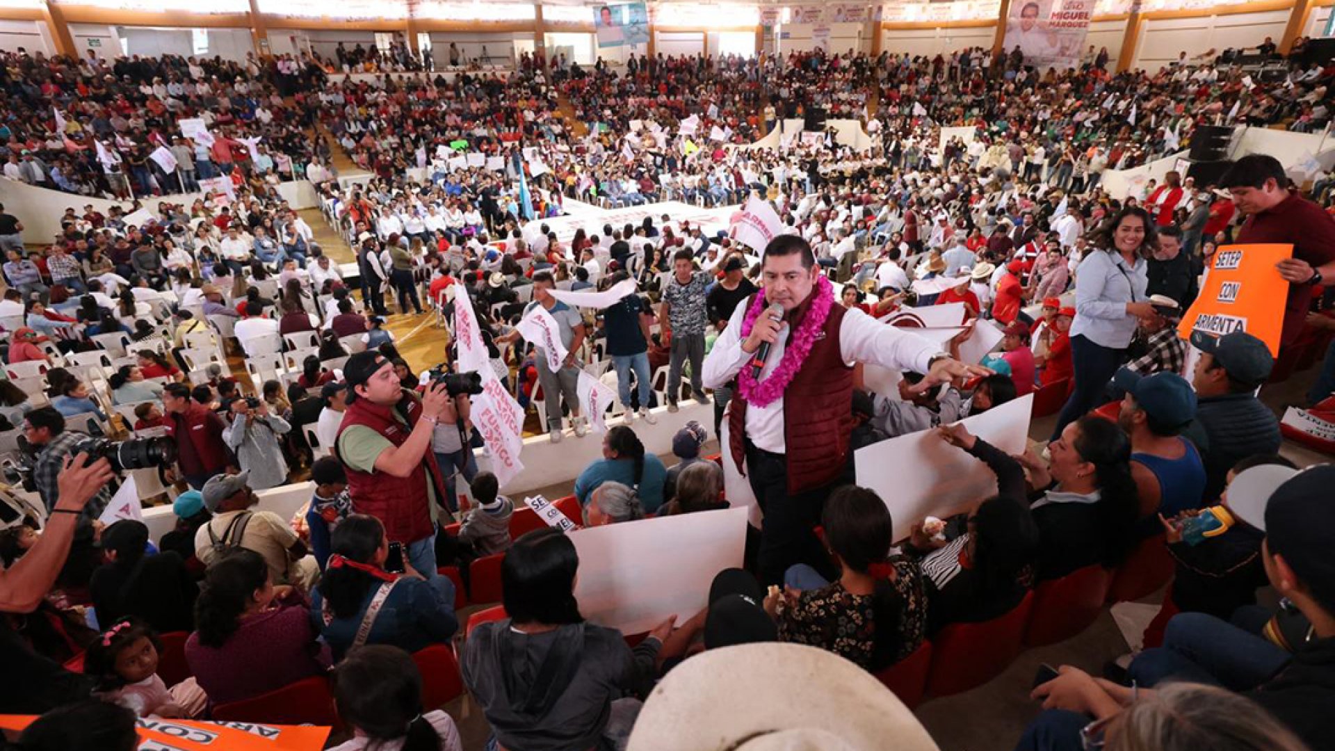 Armenta anuncia en Zacatlán el Corredor Turístico Interserrano