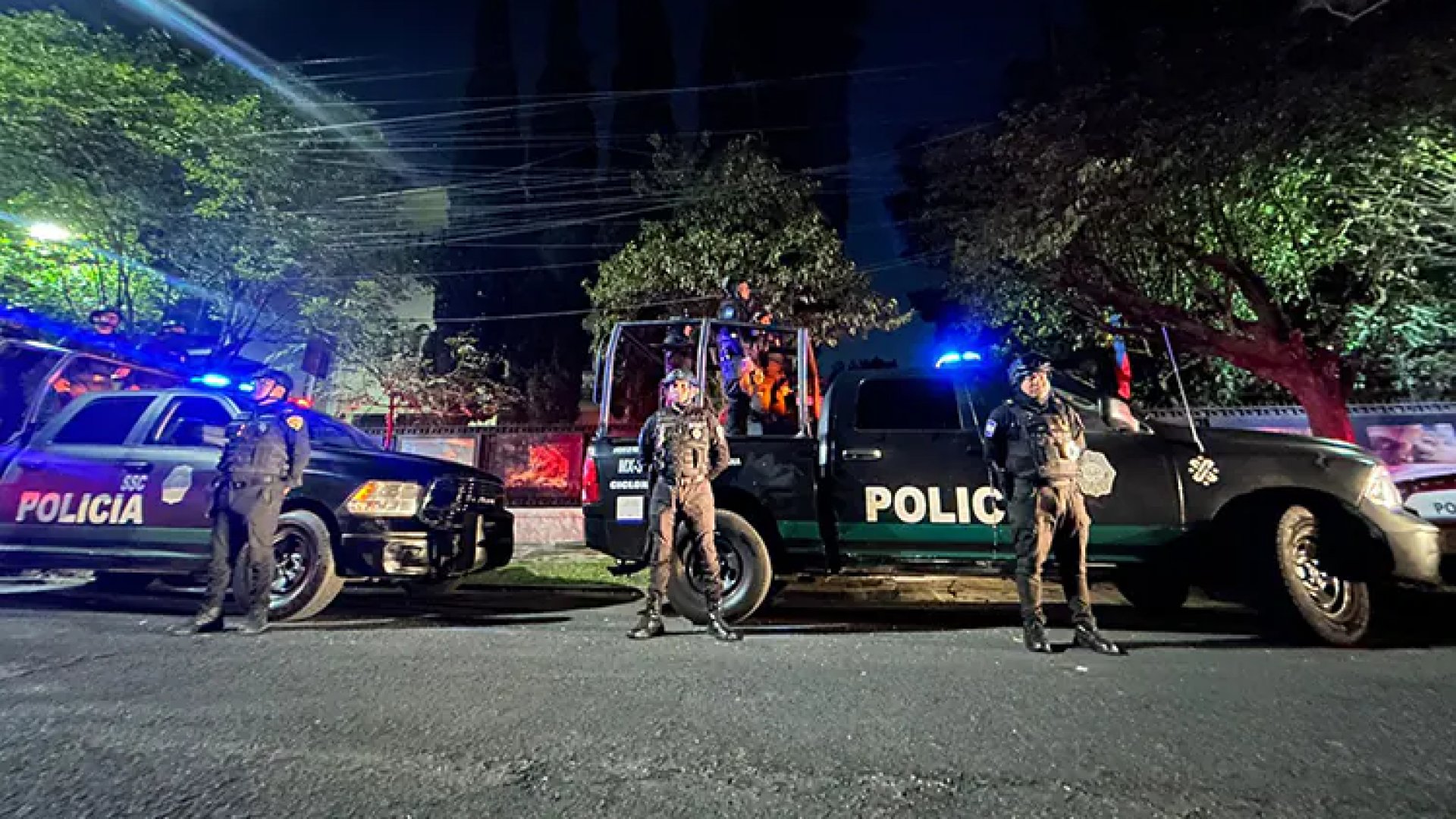 Resguardan Embajada de Ecuador; alistan protesta