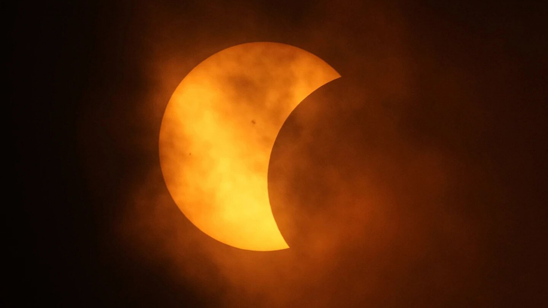 Eclipse solar total recorre América del Norte
