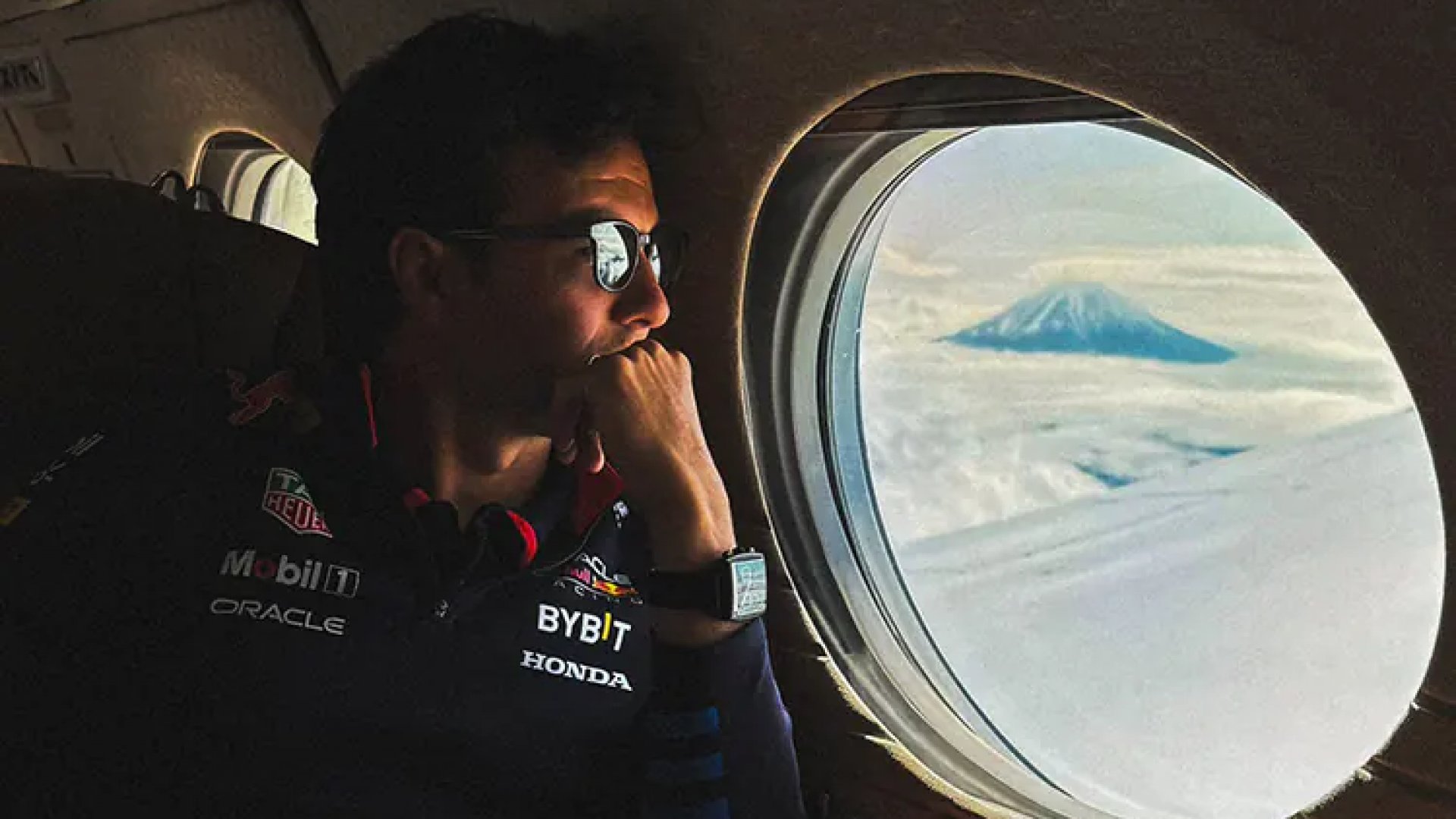 Checo Pérez ya sabe cuándo se define su futuro en la F1
