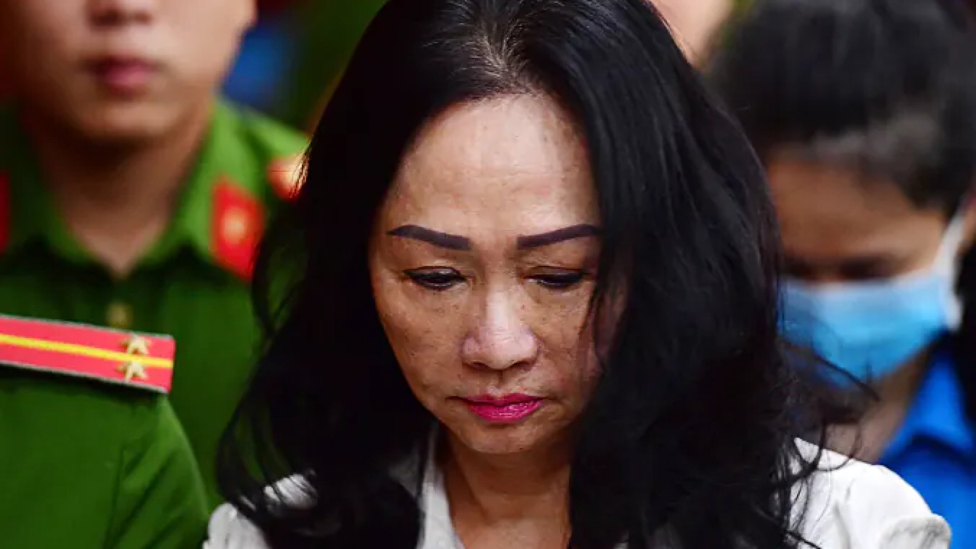 Vietnam condena a muerte a multimillonaria por el mayor fraude en la historia del país