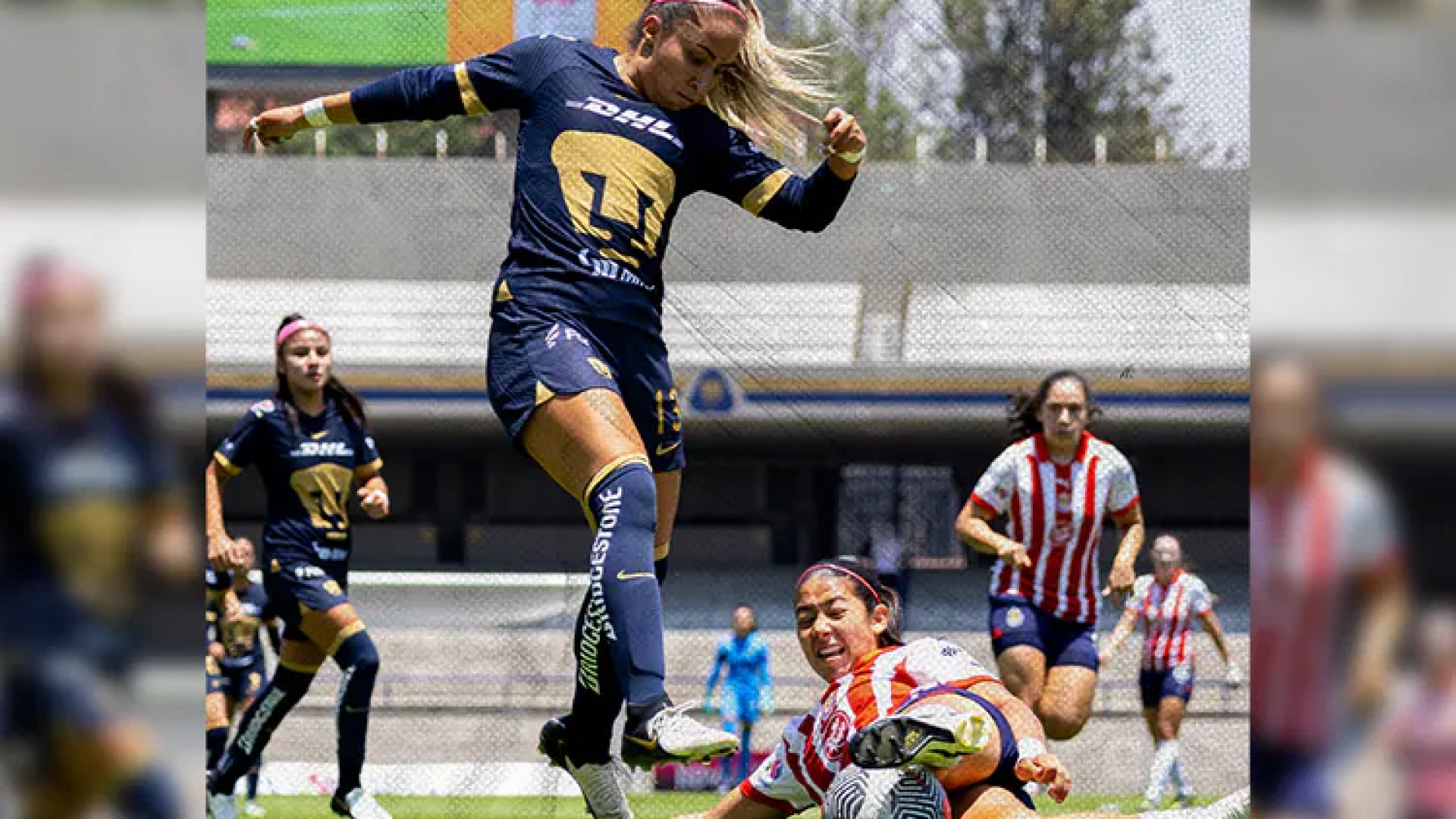 Pumas y Chivas femenil se asolean de más con empate a uno