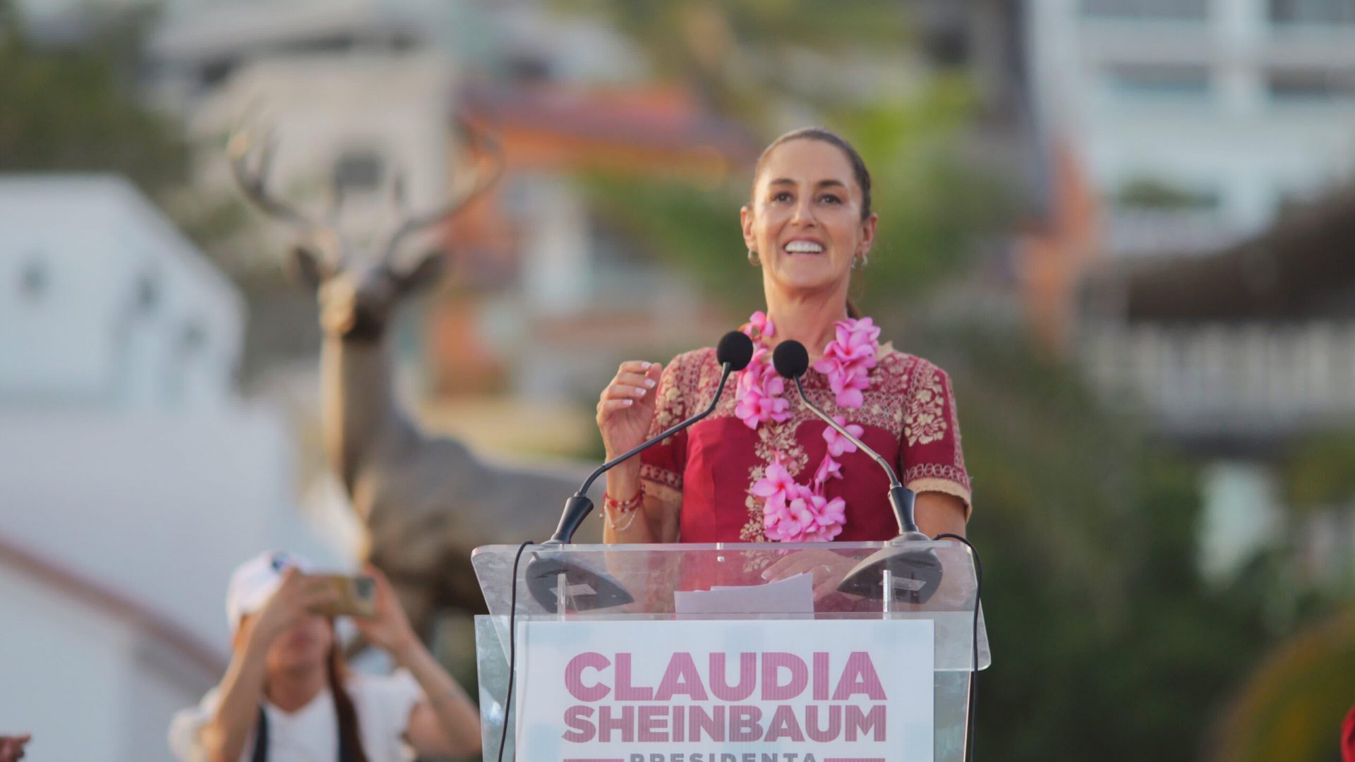 En Mazatlán, Claudia Sheinbaum plantea más derechos sociales para jornaleros, pescadores, empacadoras y agricultores
