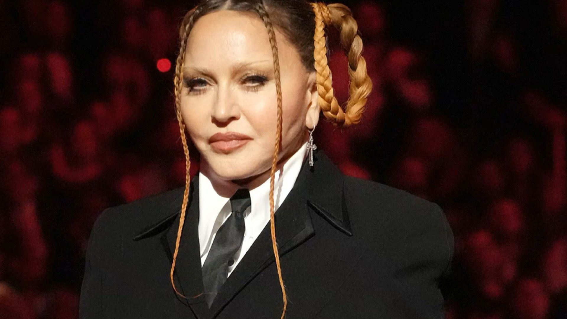 Aseguran que Madonna llegó a México y aterrizó ¡en el AIFA!