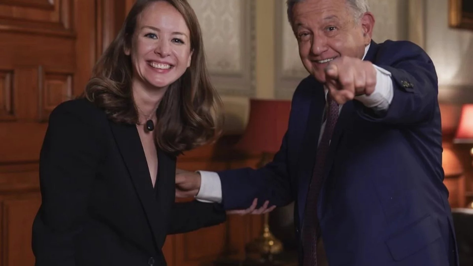 Trife revoca medidas del INE contra AMLO por entrevista con Inna Afinogenova 