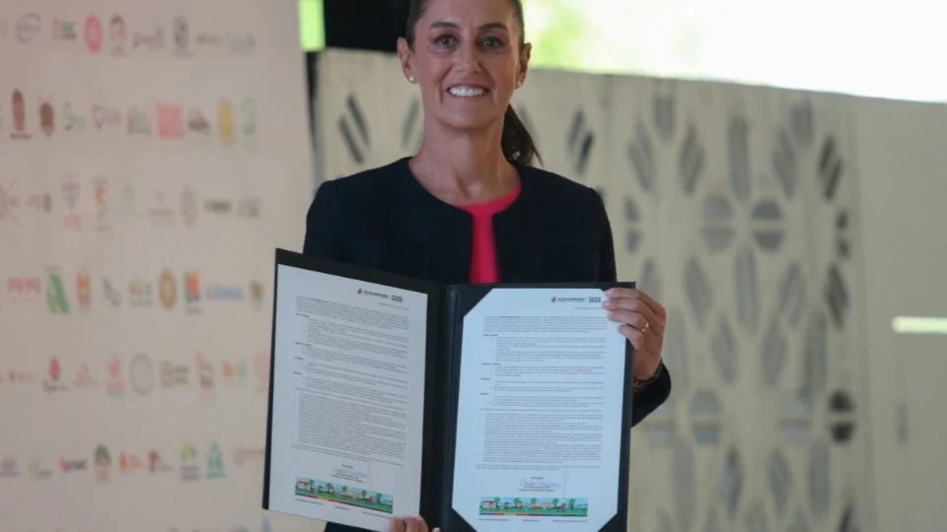 Claudia Sheinbaum firma Pacto por la Primera Infancia