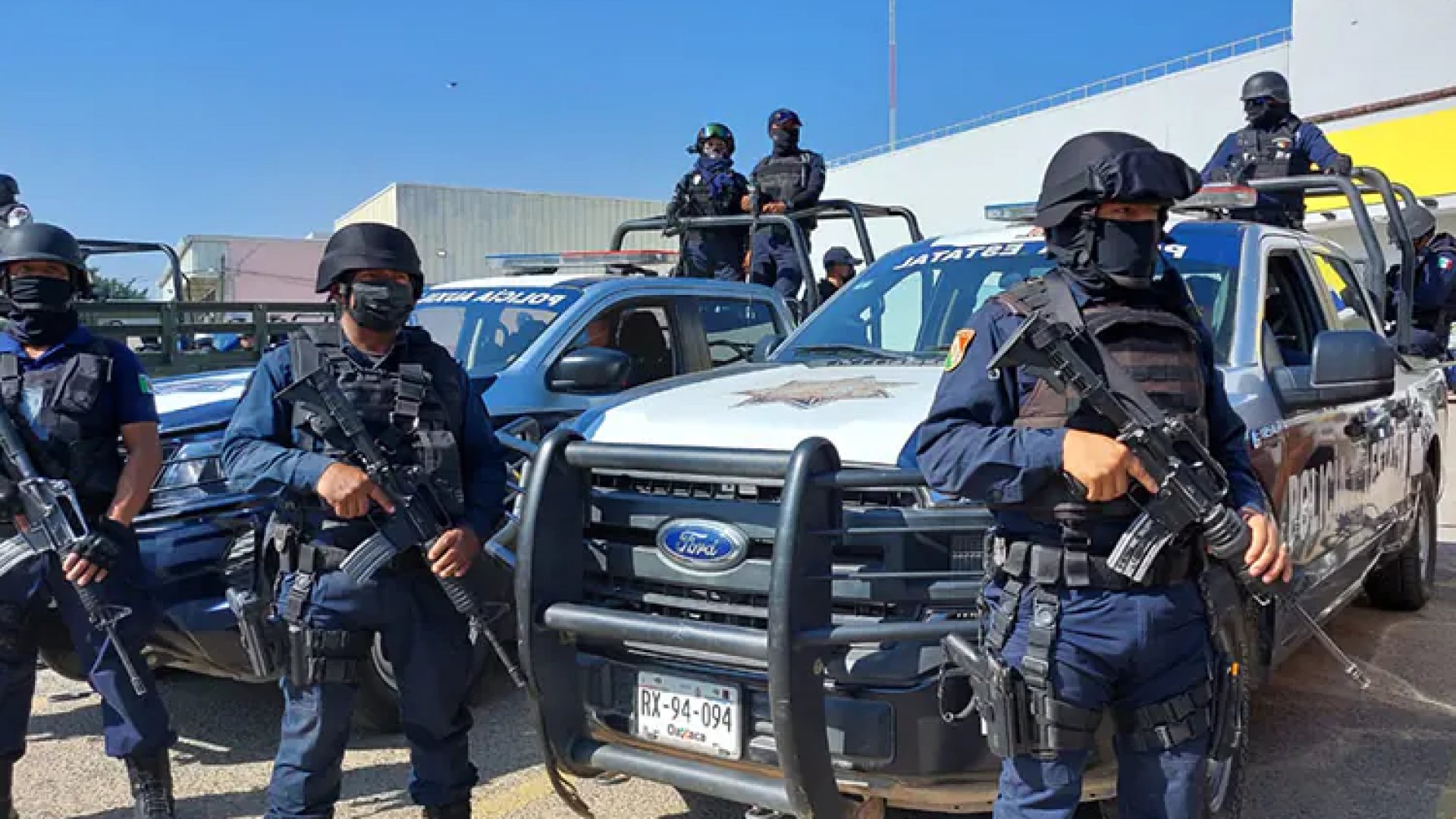 Por grabar video de corrido en instalaciones de Policía de Oaxaca, destituyen a tres mandos