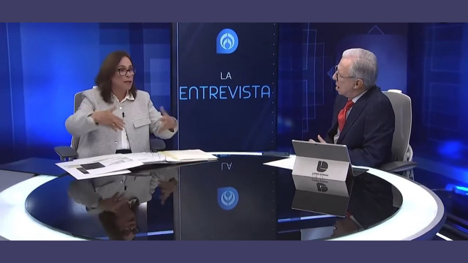 ‘Se han dedicado a difamarme, y no importa cuánto tarde, pero ganaré la denuncia’, respondió Rocío Nahle ante Joaquín López Dóriga