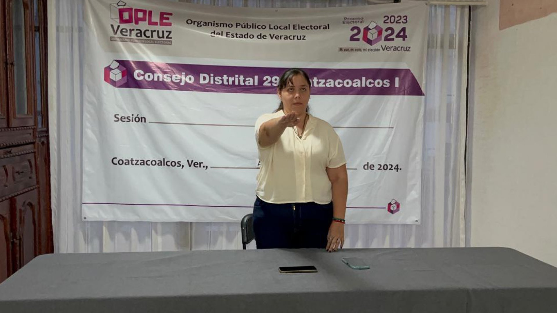 Toma protesta la nueva presidenta del Consejo Distrital local Coatzacoalcos I