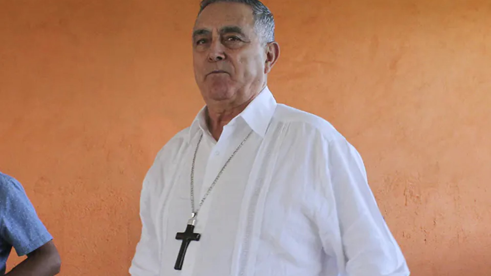 Obispo ‘secuestrado’ no puede hablar; captores lo drogaron