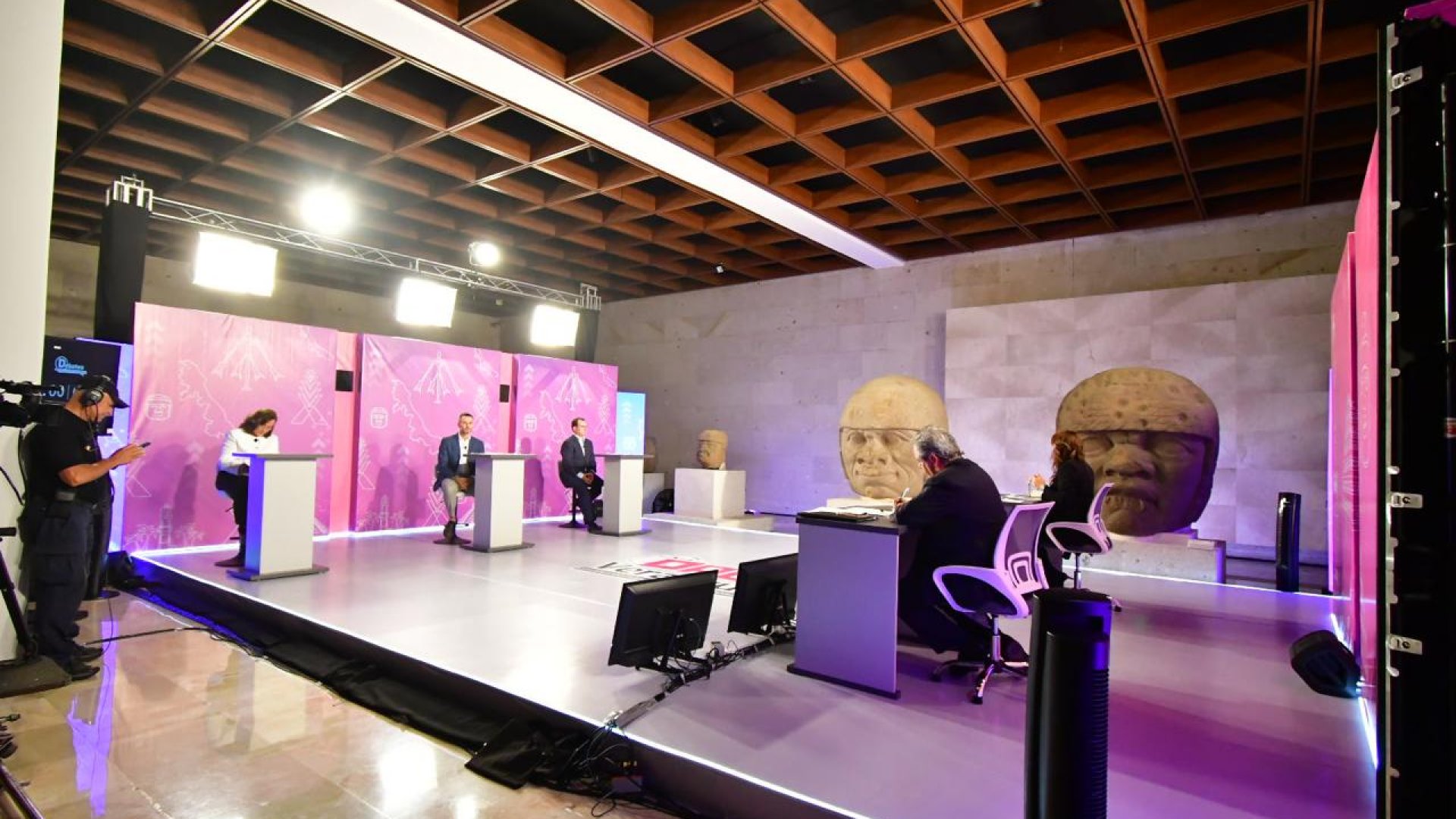 Rompe récord de audiencia el Primer Debate a la Gubernatura 2024 del OPLE Veracruz