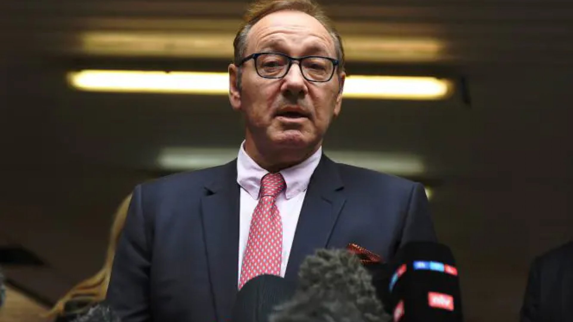 ‘No tengo nada que ocultar’, dice Kevin Spacey ante documental sobre agresiones sexuales