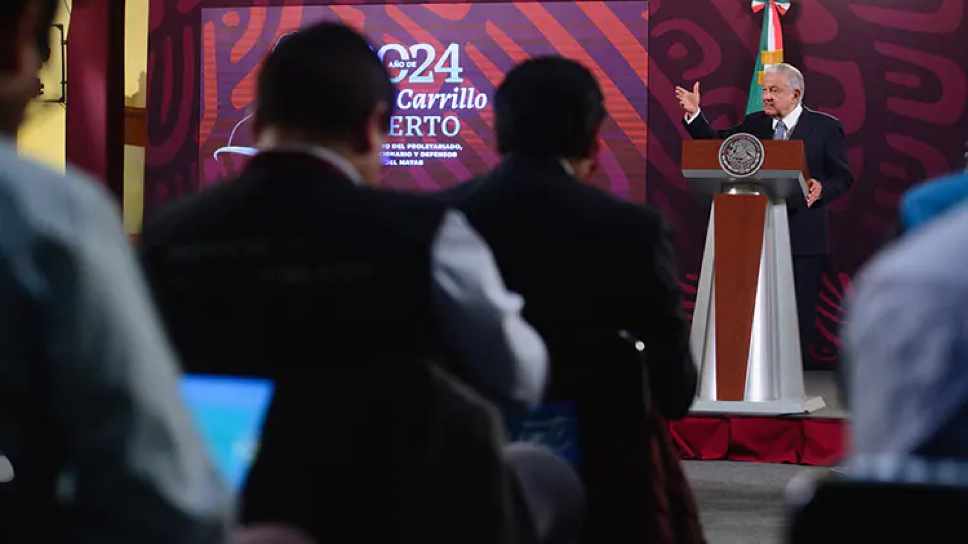 Pide AMLO a Tribunal Electoral ayuda sobre fallo para editar las mañaneras