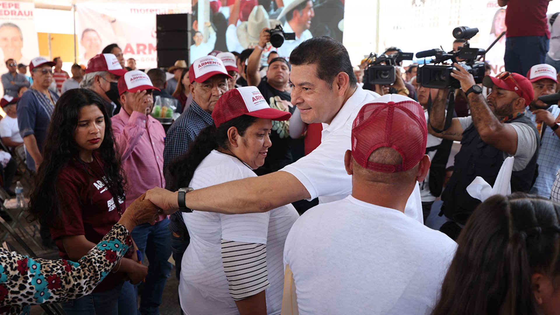 Fortalecer a las mujeres nuestro compromiso: Armenta