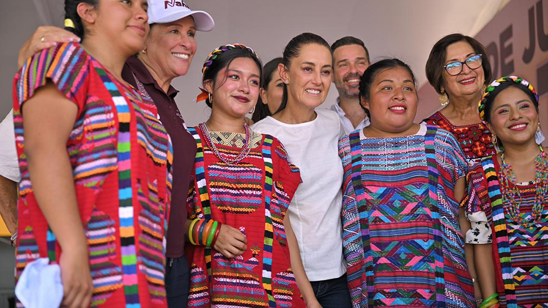 'Rehabilitación y ampliación de carretera federal 145 es un hecho', anuncian Sheinbaum y Nahle