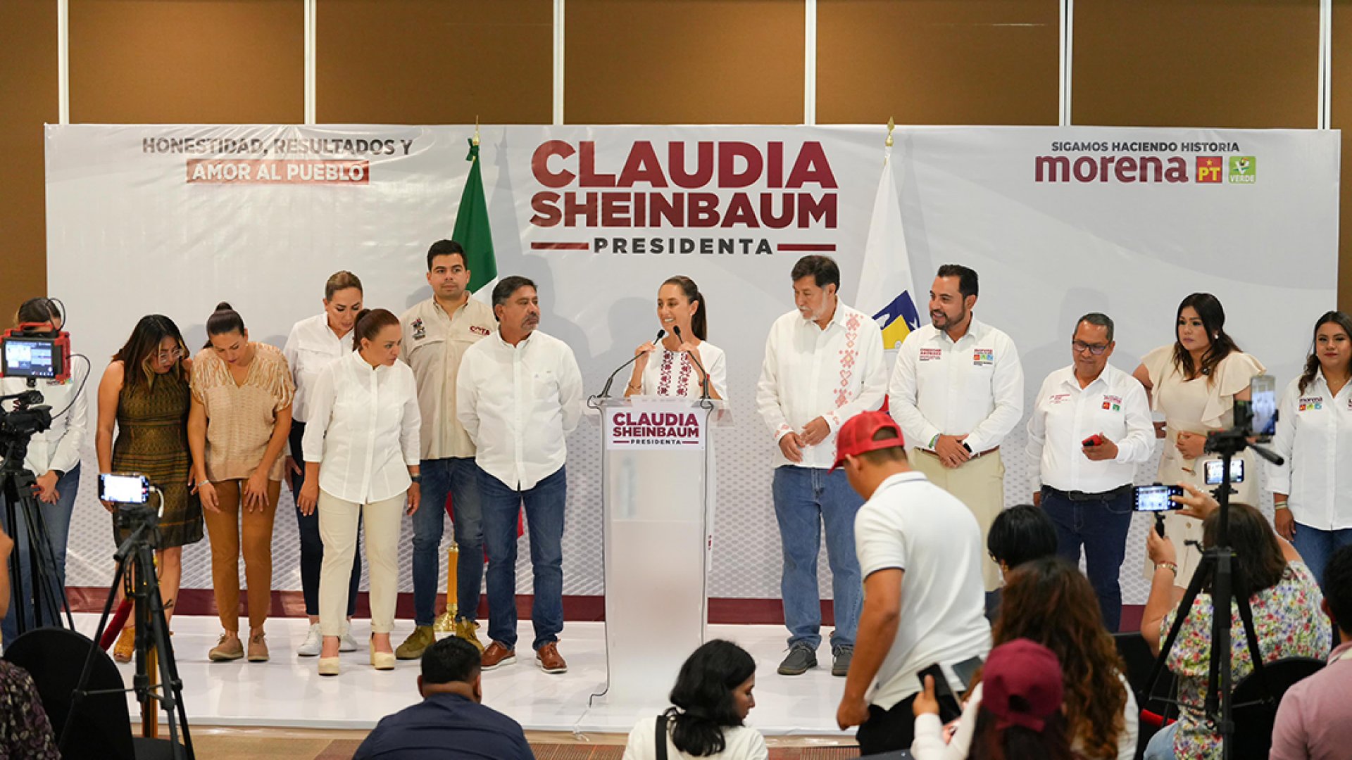 Programa nacional de vivienda arrancará en Los Cabos, anuncia Claudia Sheinbaum