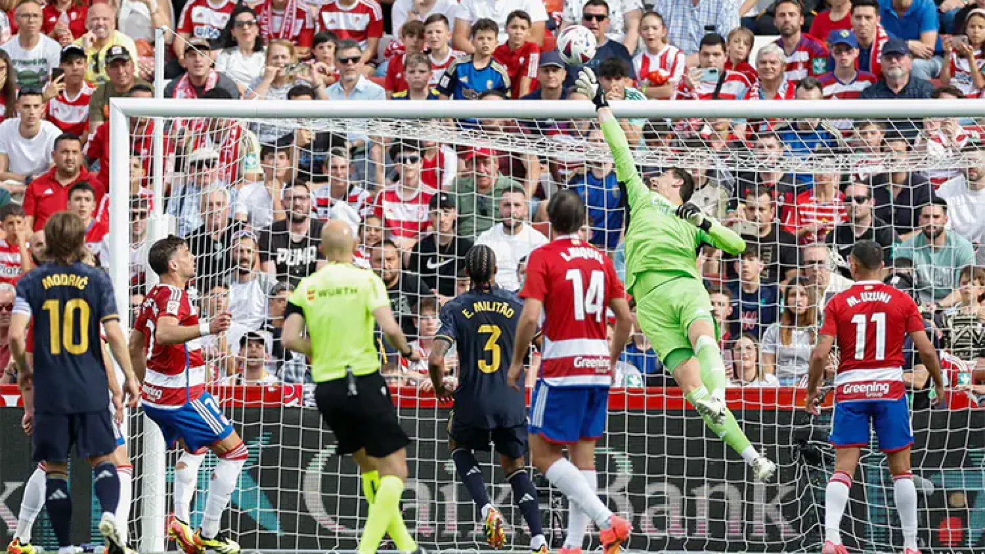 Golea Real Madrid al Granada 4-0; suma 90 puntos en LaLiga