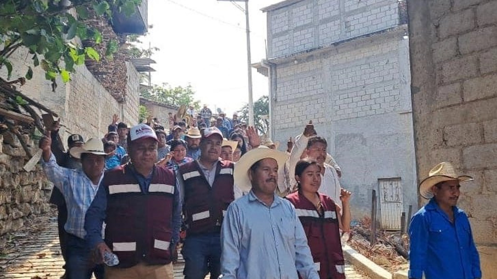Grupo armado secuestra a candidato de Morena en Guerrero