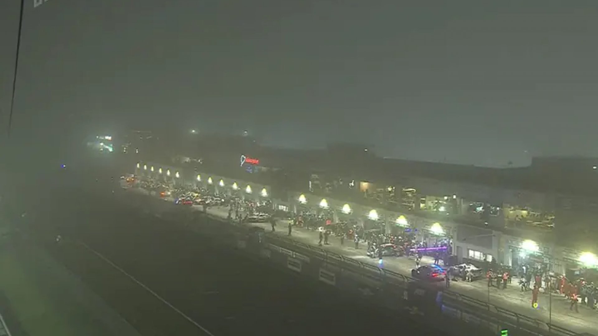 Inician 24 Horas de Nürburgring con un fuerte accidente