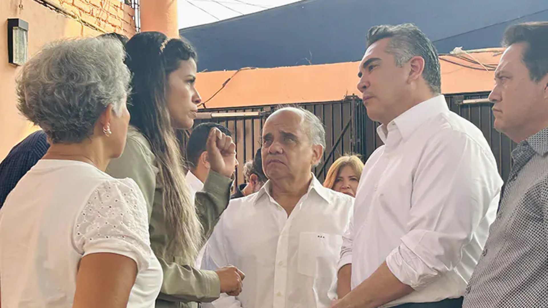 Esposa de José Alfredo Cabrera sustituirá candidatura a alcaldía de Coyuca de Benítez