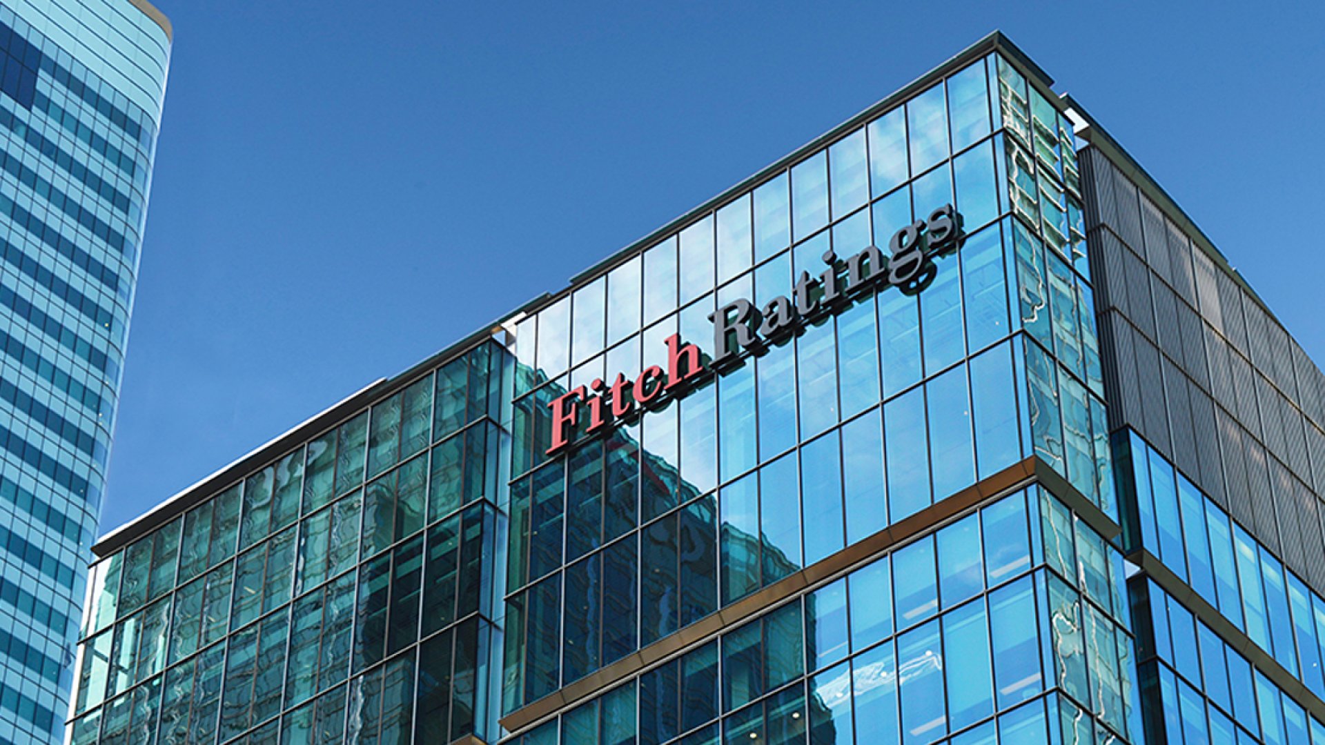 Fitch: Sheinbaum hereda economía estable