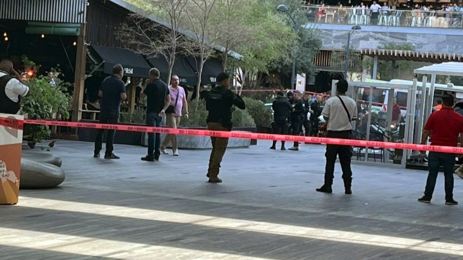 Balacera en Plaza Andares, en Zapopan; al menos dos heridos